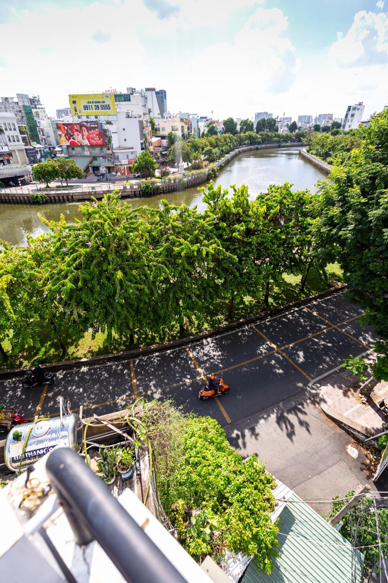 Cozy Riverview Of Livinginn Ho-Chi-Minh-Stadt Exterior foto
